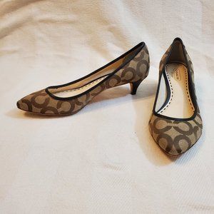 Coach Signature Bekka Heels size 5 tan brown
